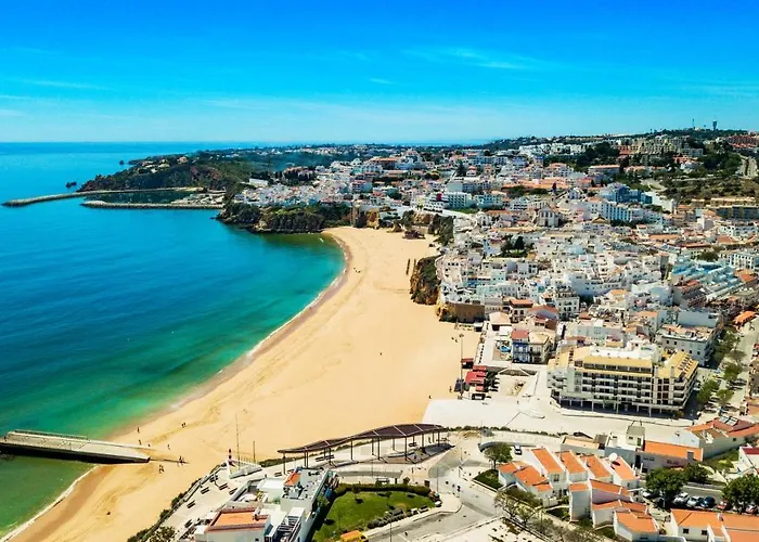 By Homing Apartamento *